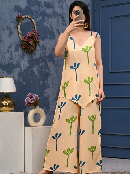 Bold Floral Print Shoulder Straps Coord Set