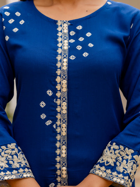 Classic Embroidered Co-ord Set Close View