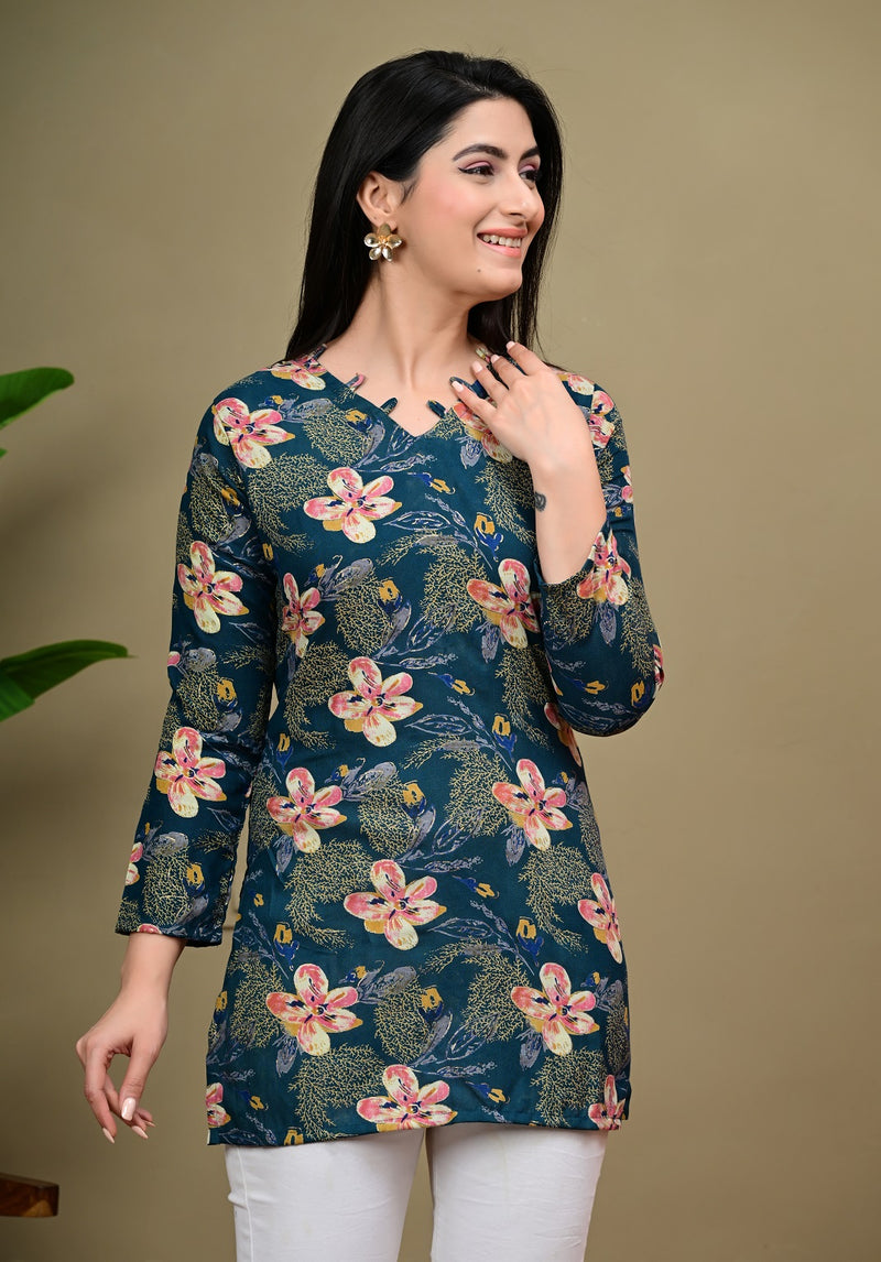 Short Length Full-sleeve Kurti with Corset Back Dori