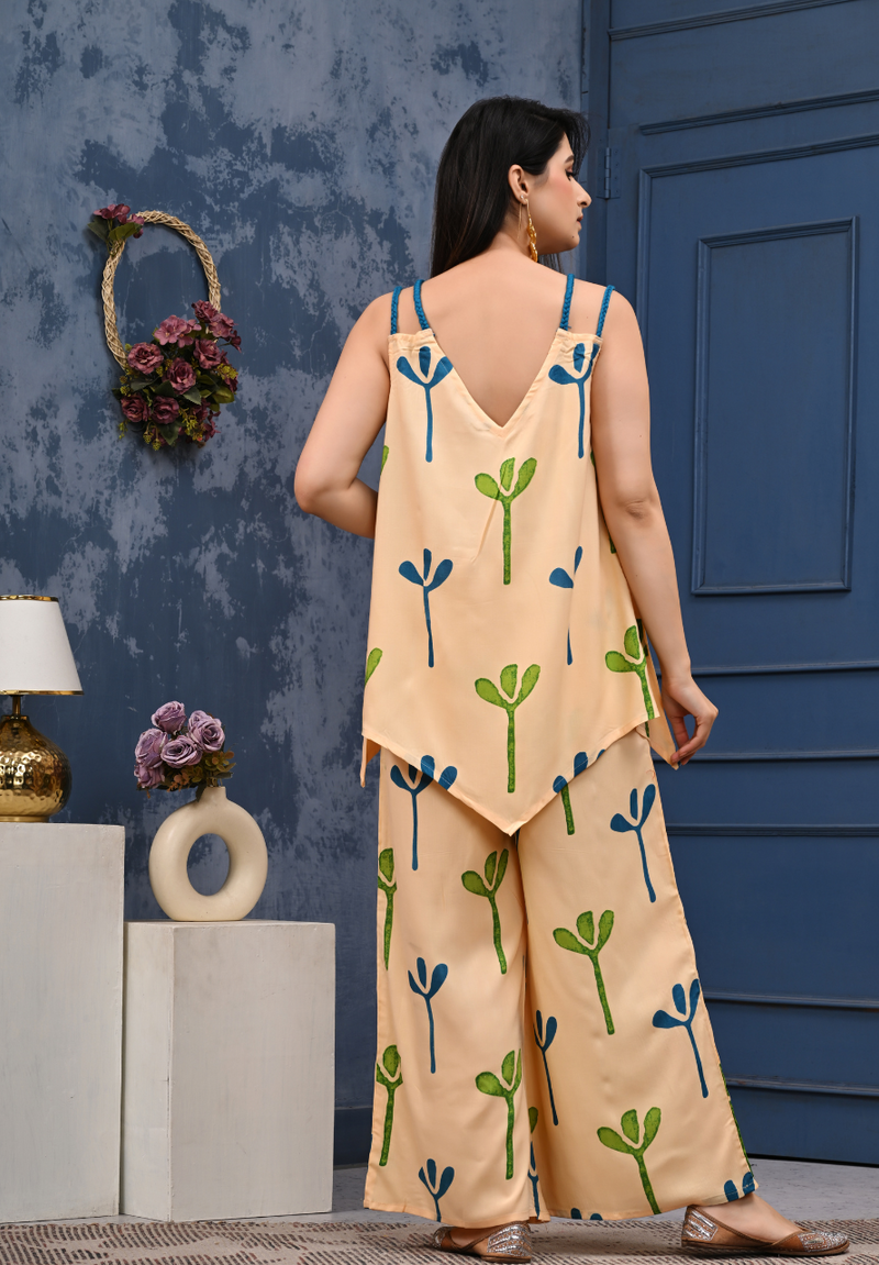 Bold Floral Print Shoulder Straps Coord Set